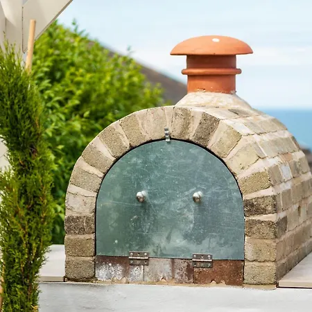 Tranquil House With Sea Views