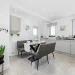 Tranquil House With Sea Views *